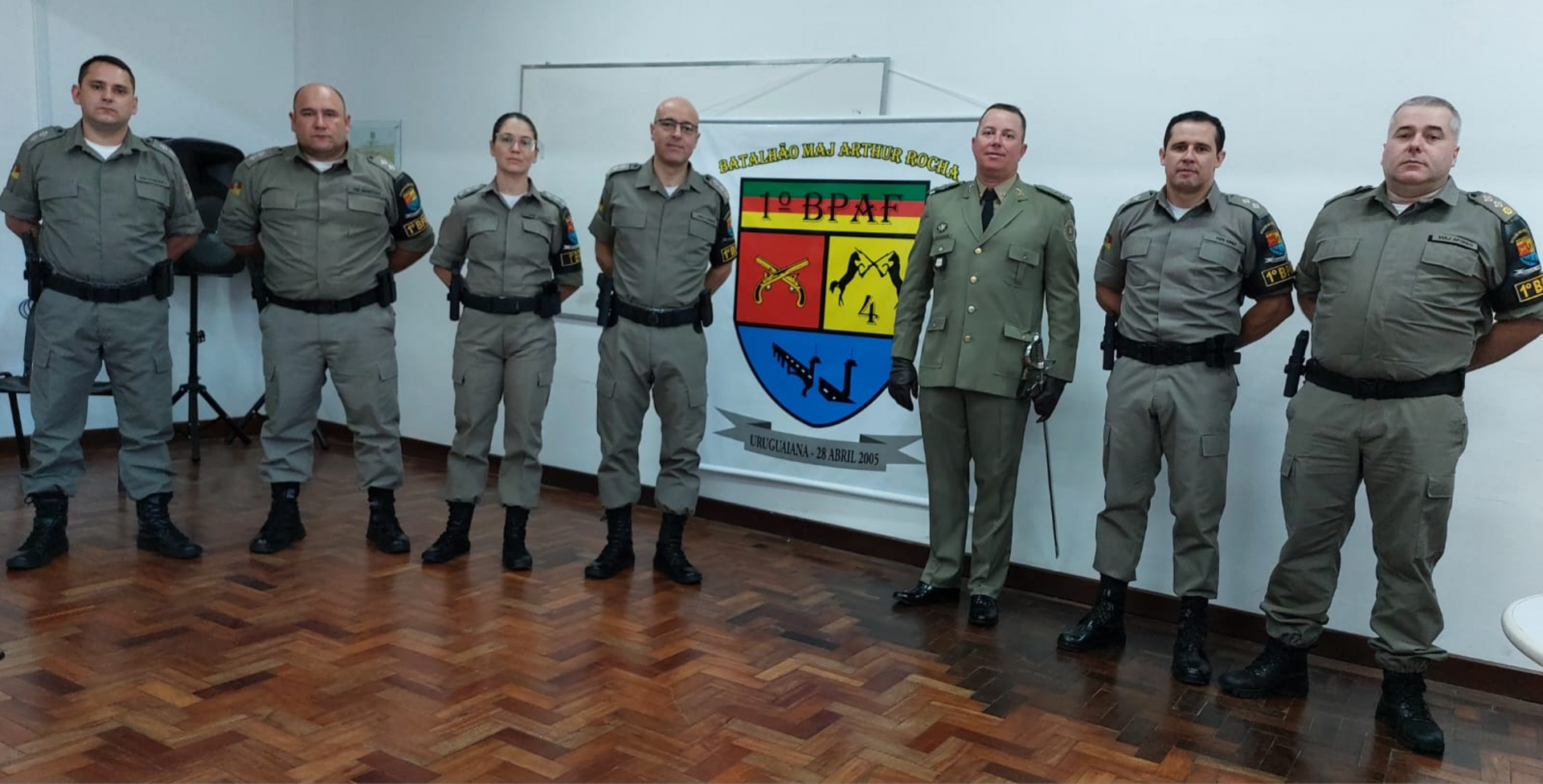 Os oficiais do 1º Bpaf recepcionaram o novo tenente.
