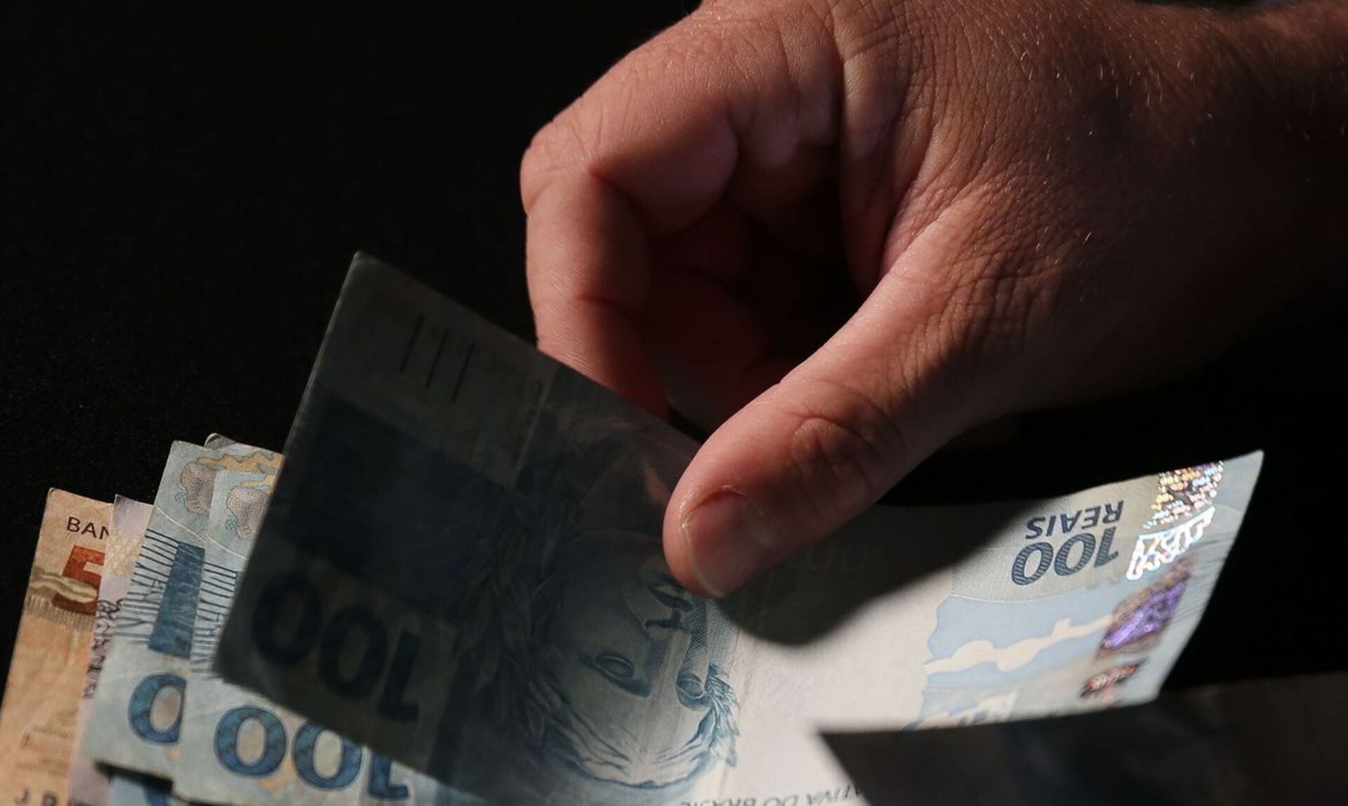 Os pagamentos começam no dia 225 e serão concluídos ainda no primeiro semestre.