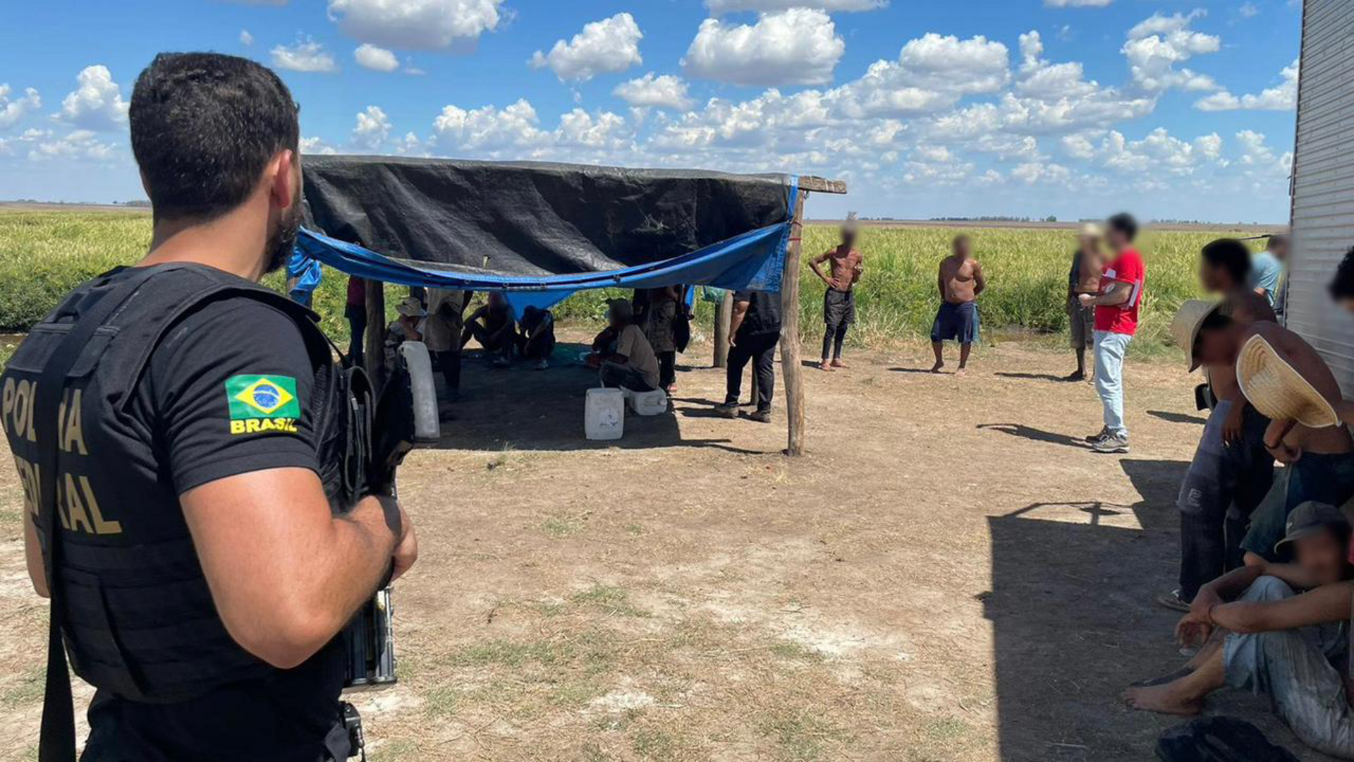 Acordo prevê pagamento de danos morais aos trabalhadores encontrados em situação análoga à escravidão em fazendas de arroz.