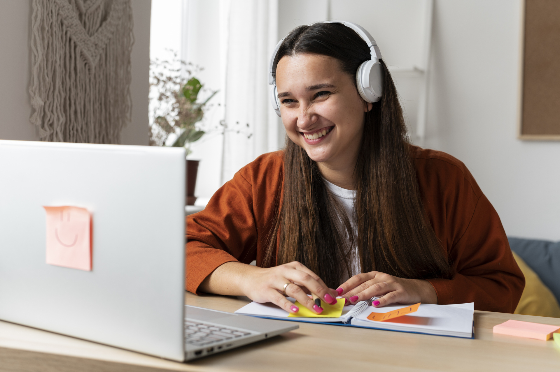 Os cursos são gratuitos e na modalidade a distância.