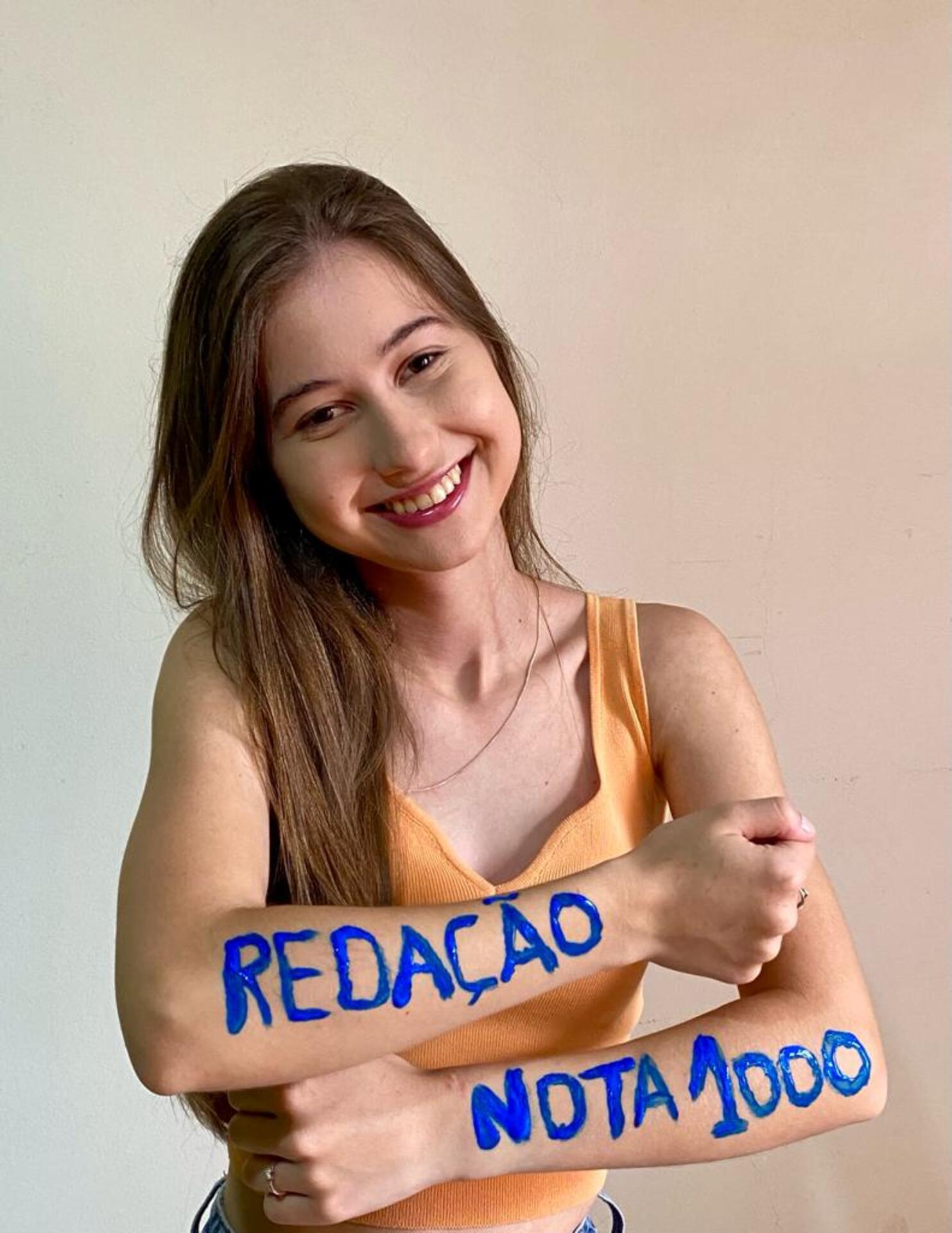 A aluna nota mil foi estudante do Romaguera Côrrea