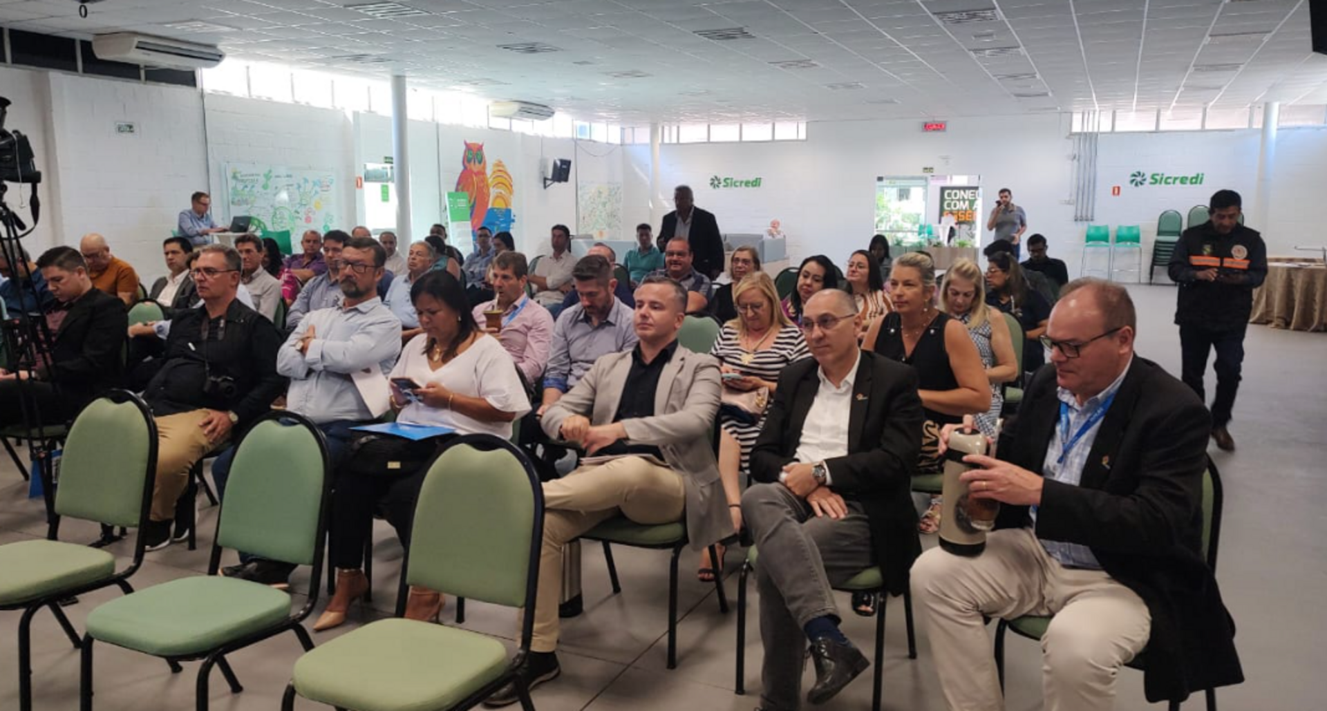 O evento reuniu autoridades da região.