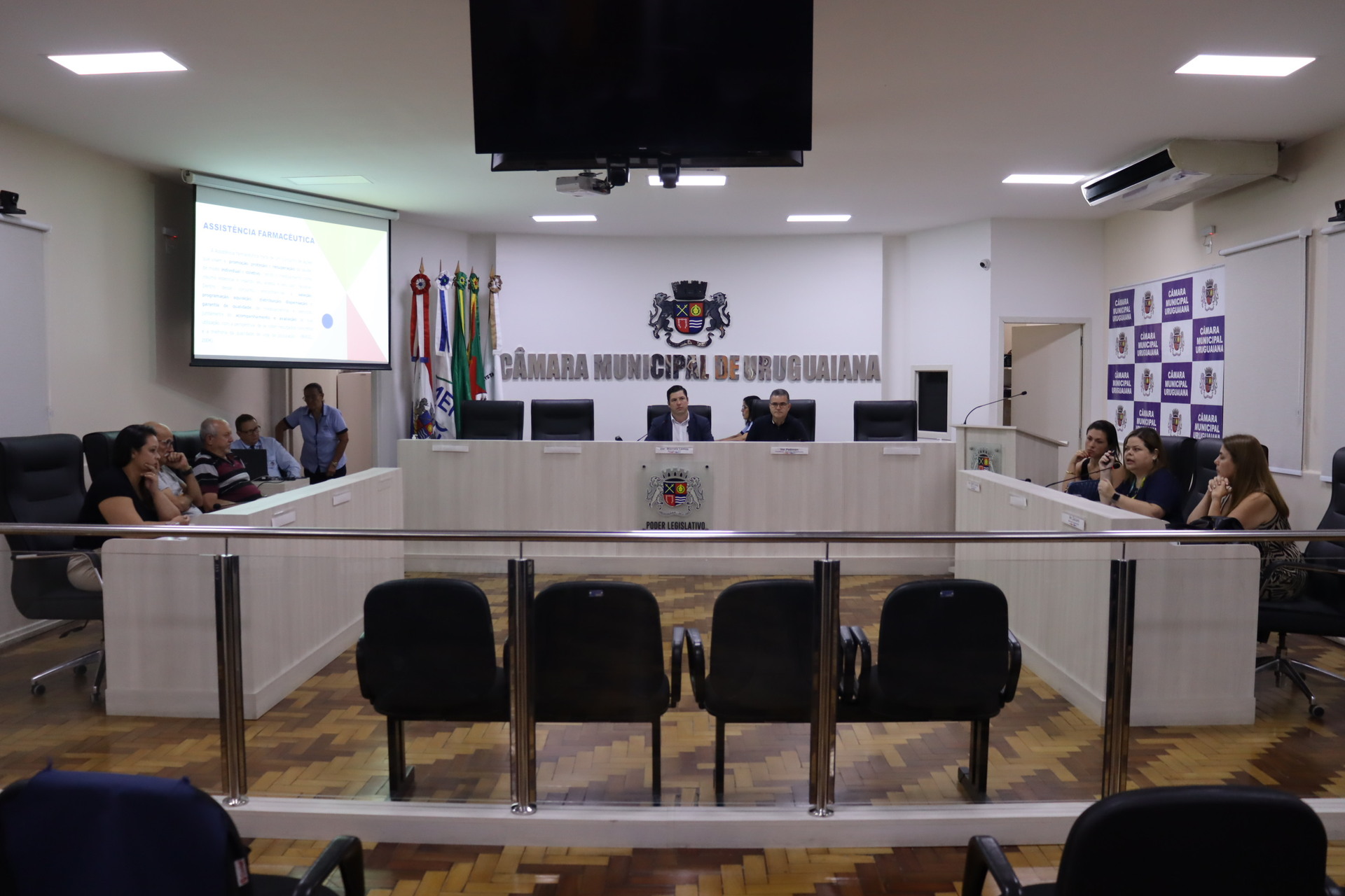 Audiência pública ocorreu na noite de segunda-feira