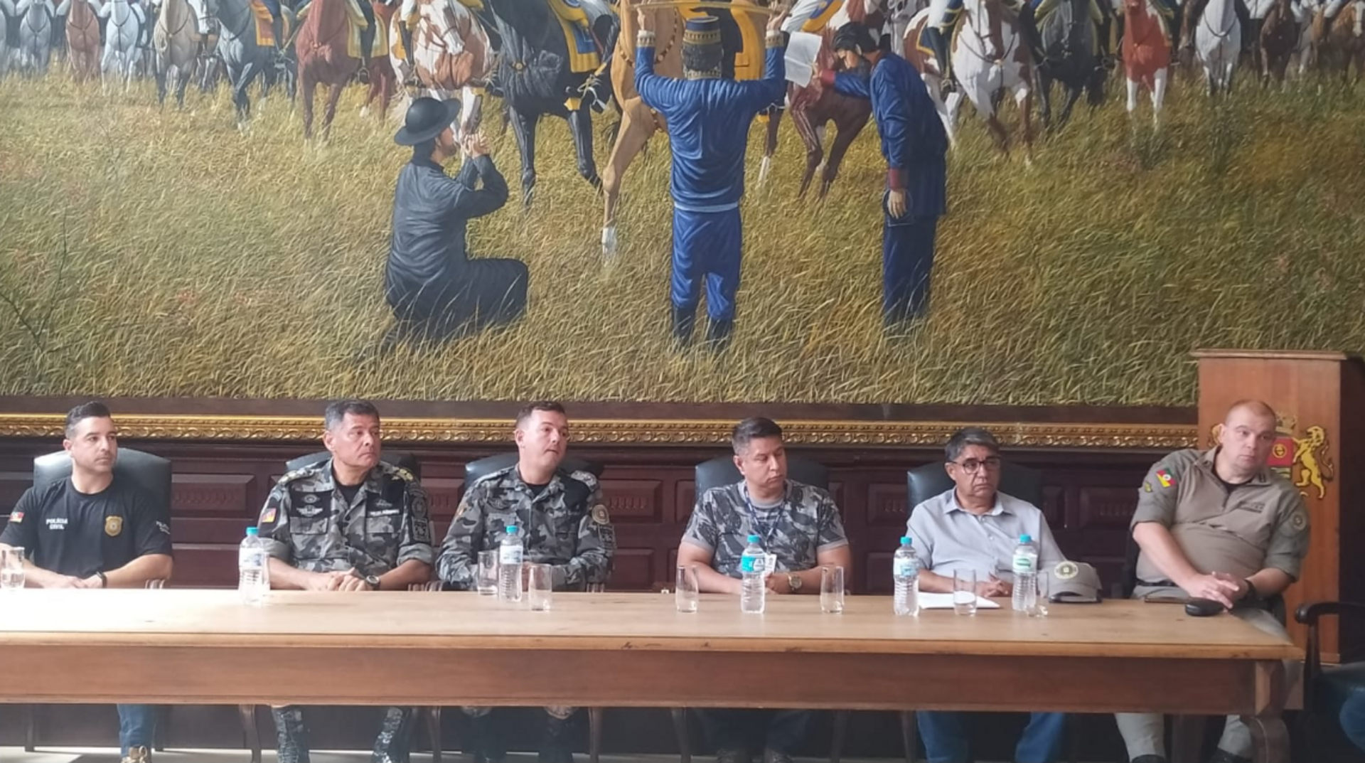 Representantes dos órgãos de segurança participaram da reunião