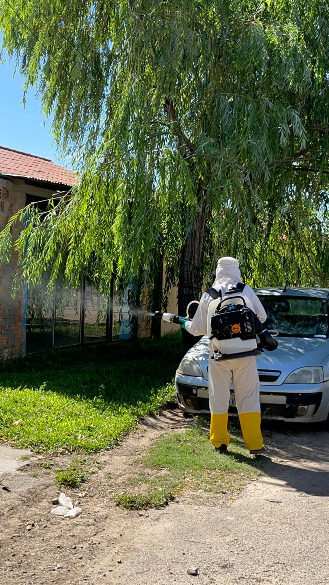 O trabalho está sendo realizado em vários bairros.