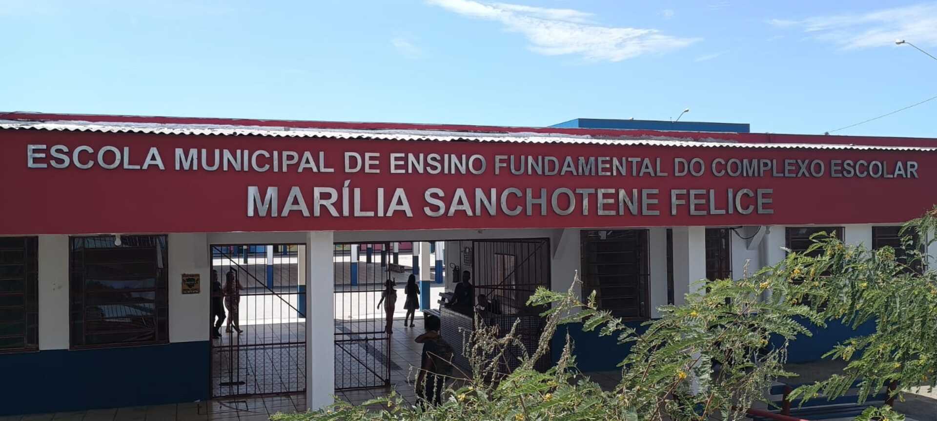 A escola Marília Sanchotene possuí duas turmas em tempo integral