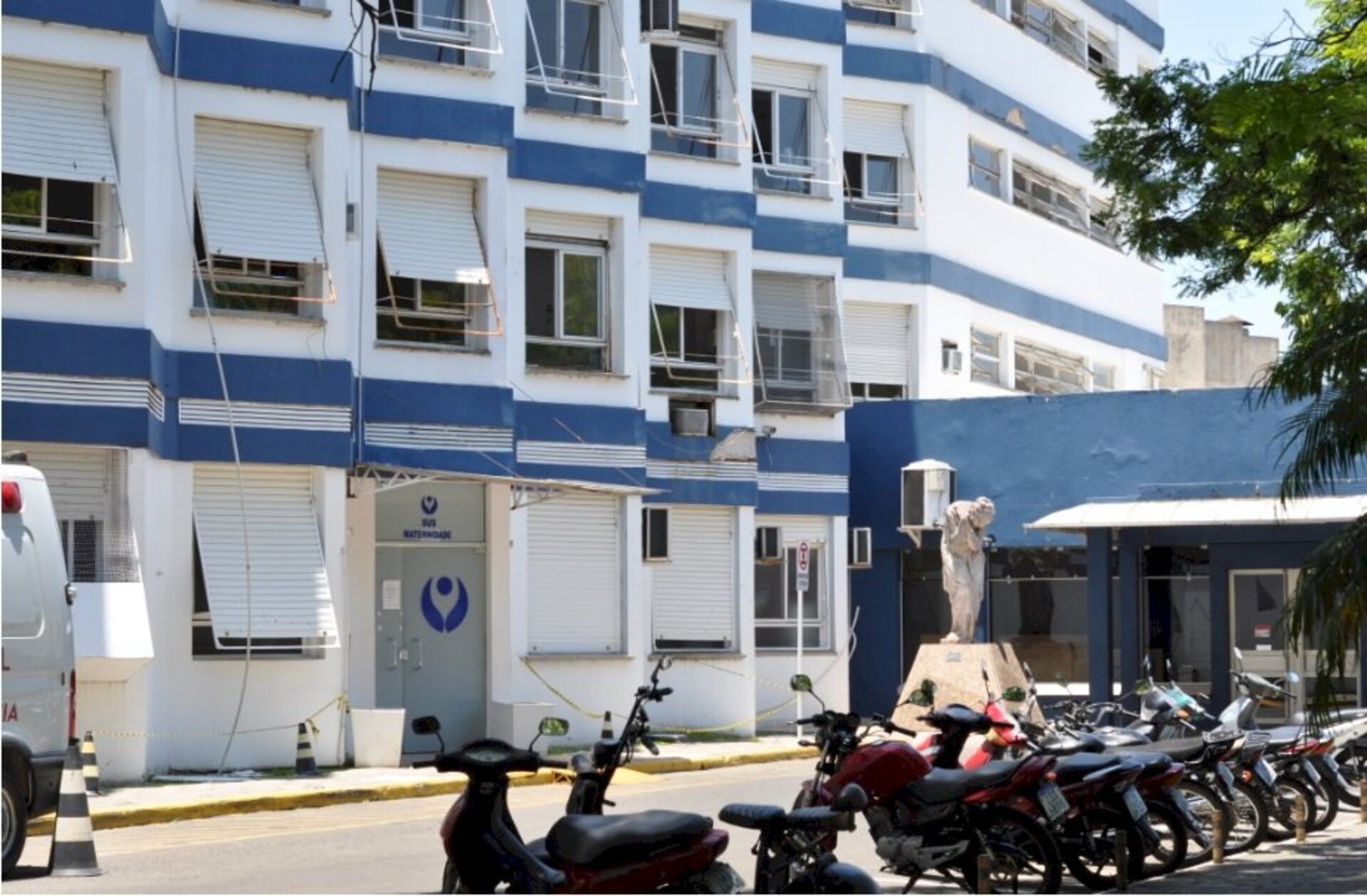 Durante as diligências cumpridas, foram apreendidos nove aparelhos telefônicos utilizados para a prática das extorsões