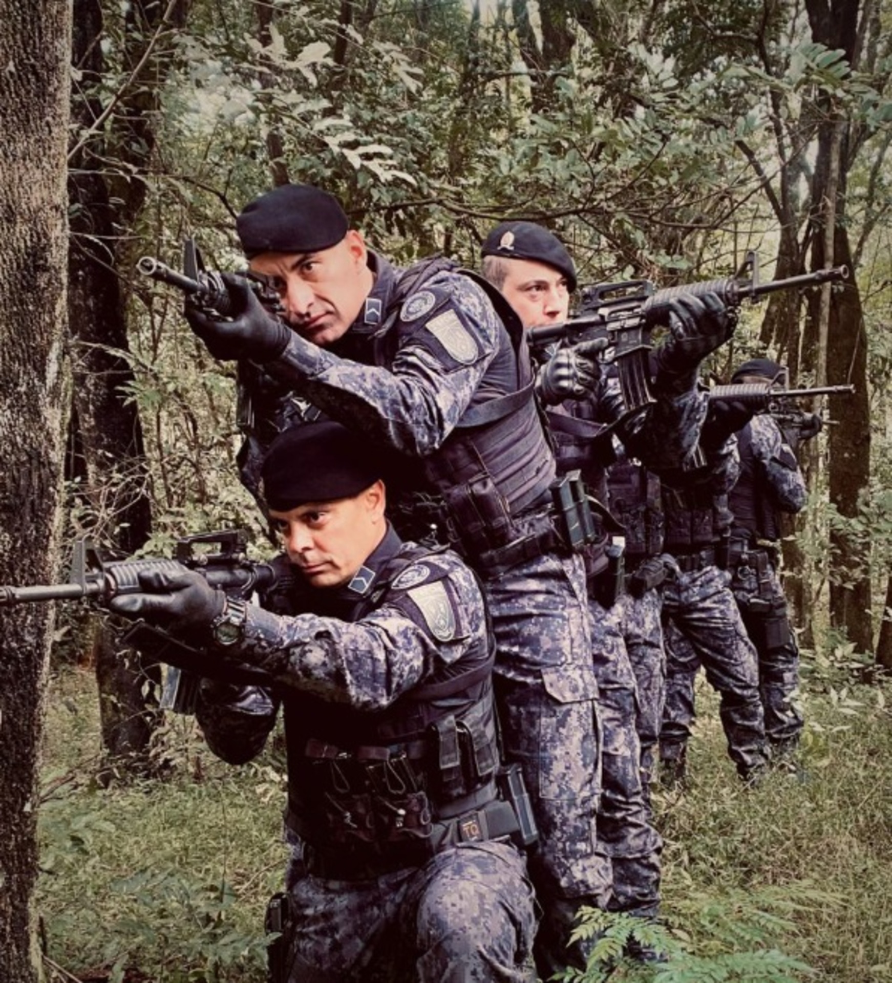 Os policiais de Uruguaiana já receberam os novos uniformes.