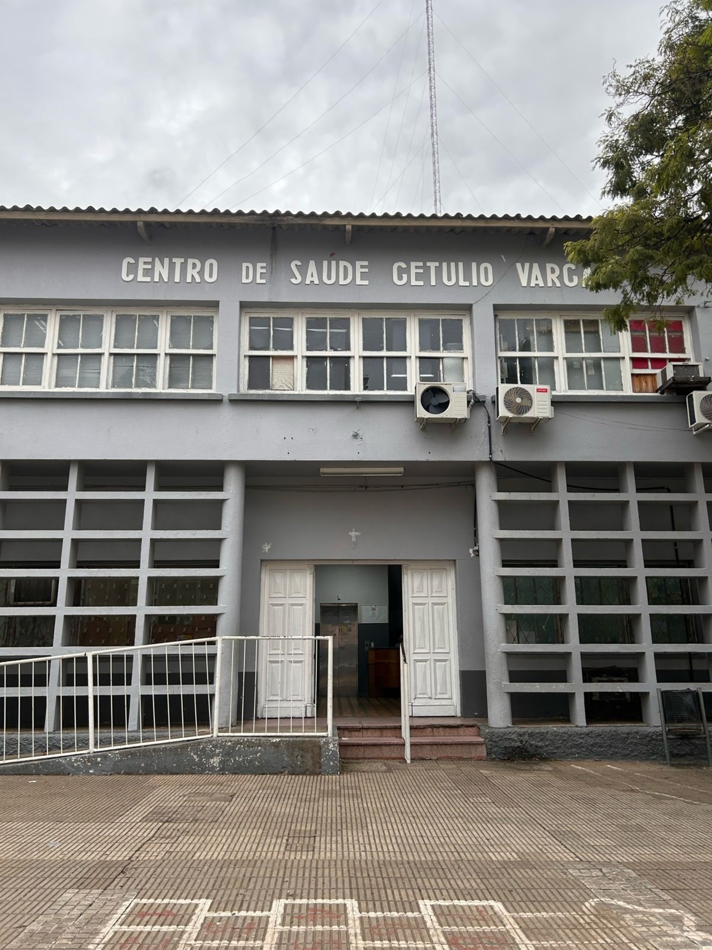 A vacina está em falta em vários estados do país.