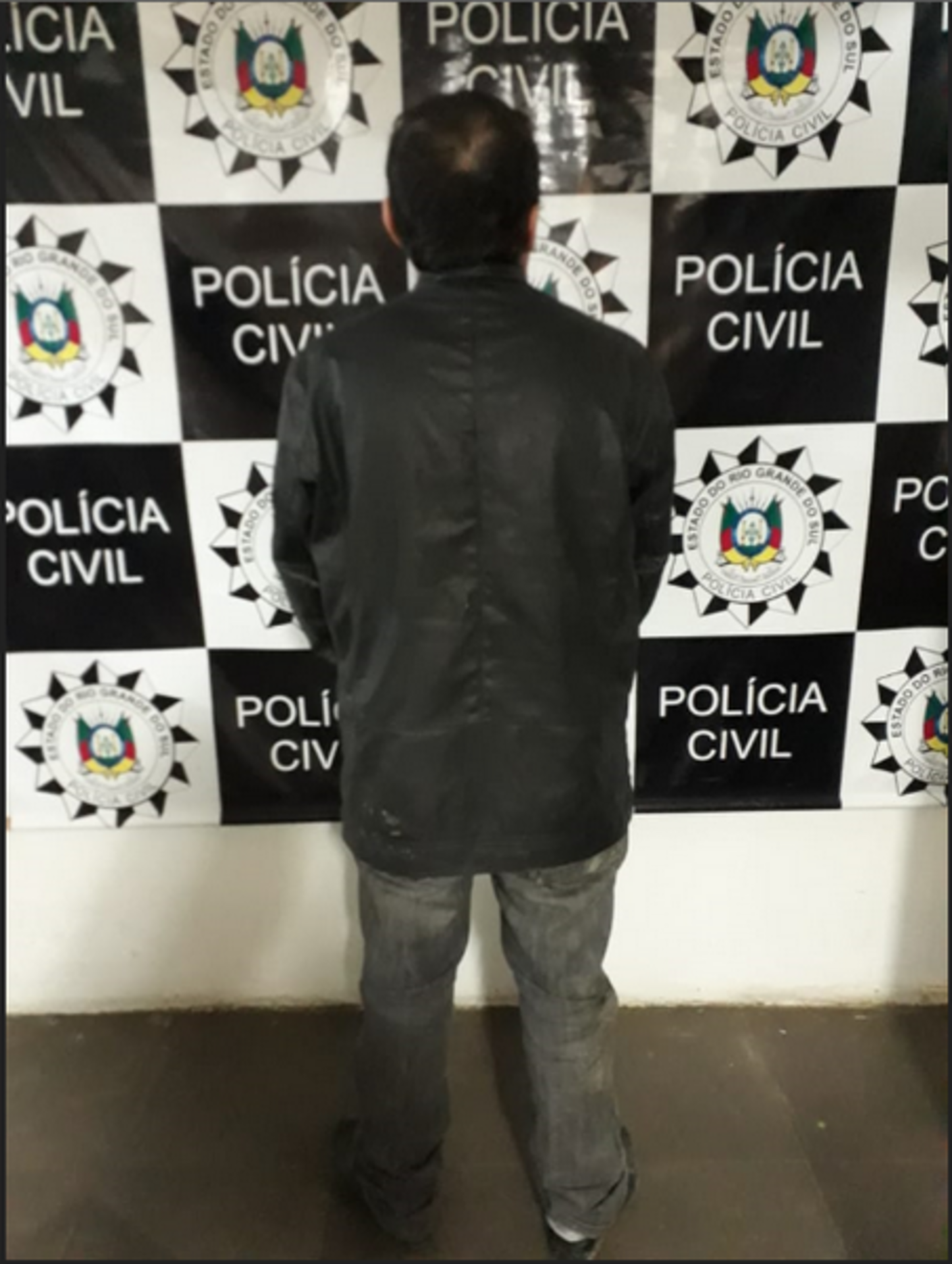 O Aeroporto Salgado Filho está fechado por tempo indeterminado.