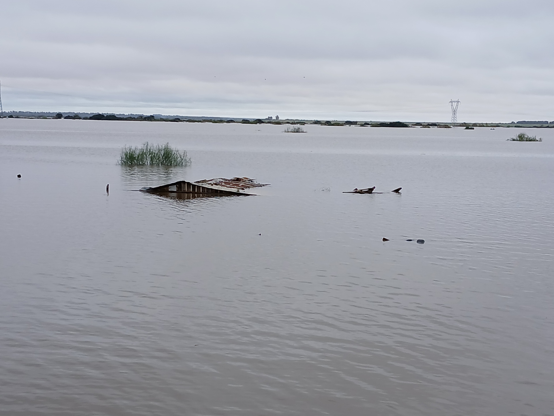 A altura atual em Uruguaiana é de 11,76 metros.