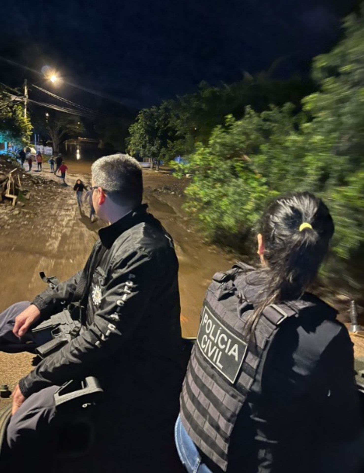 As ações ocorrem no intuito de prevenir e combater o vandalismo e saques