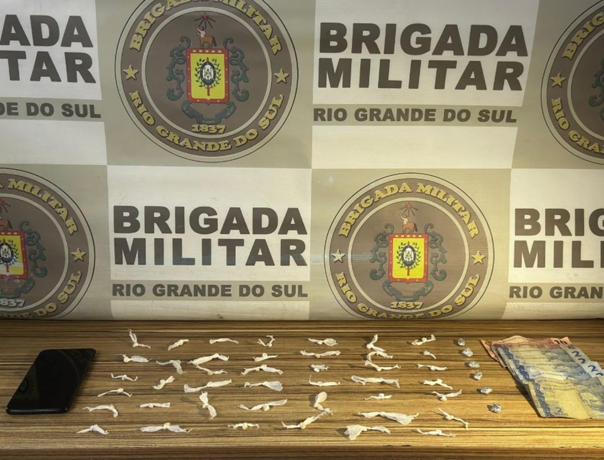 74 - A ação foi desencadeada pelo Bpaf