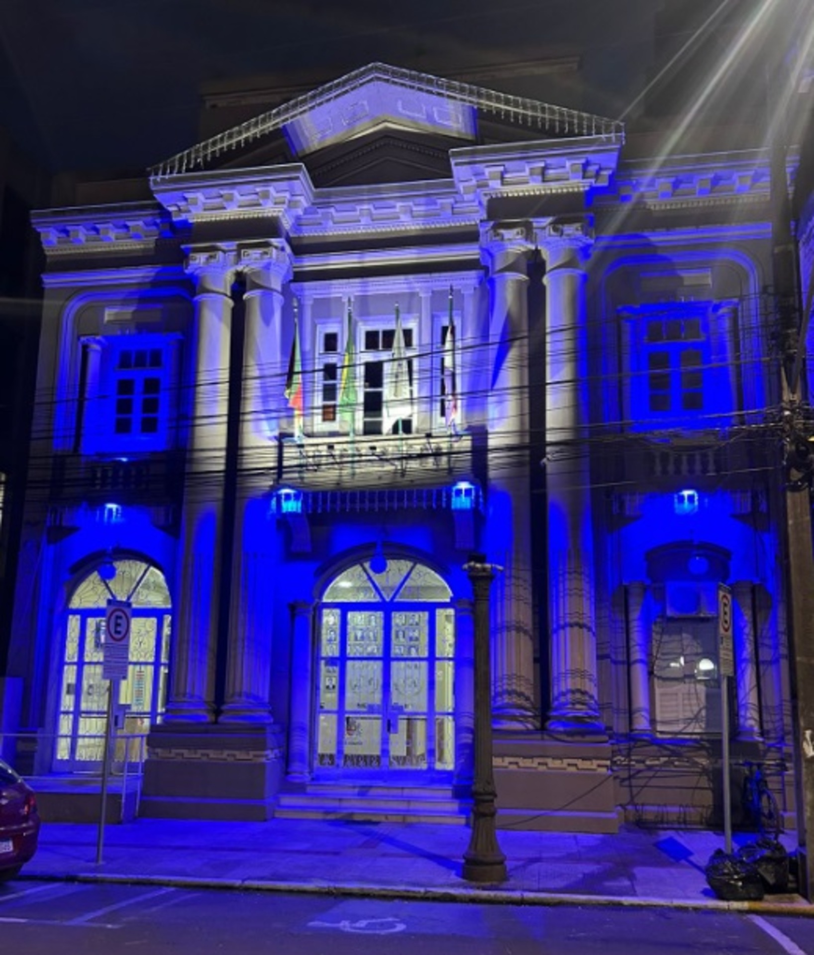 Maio Azul