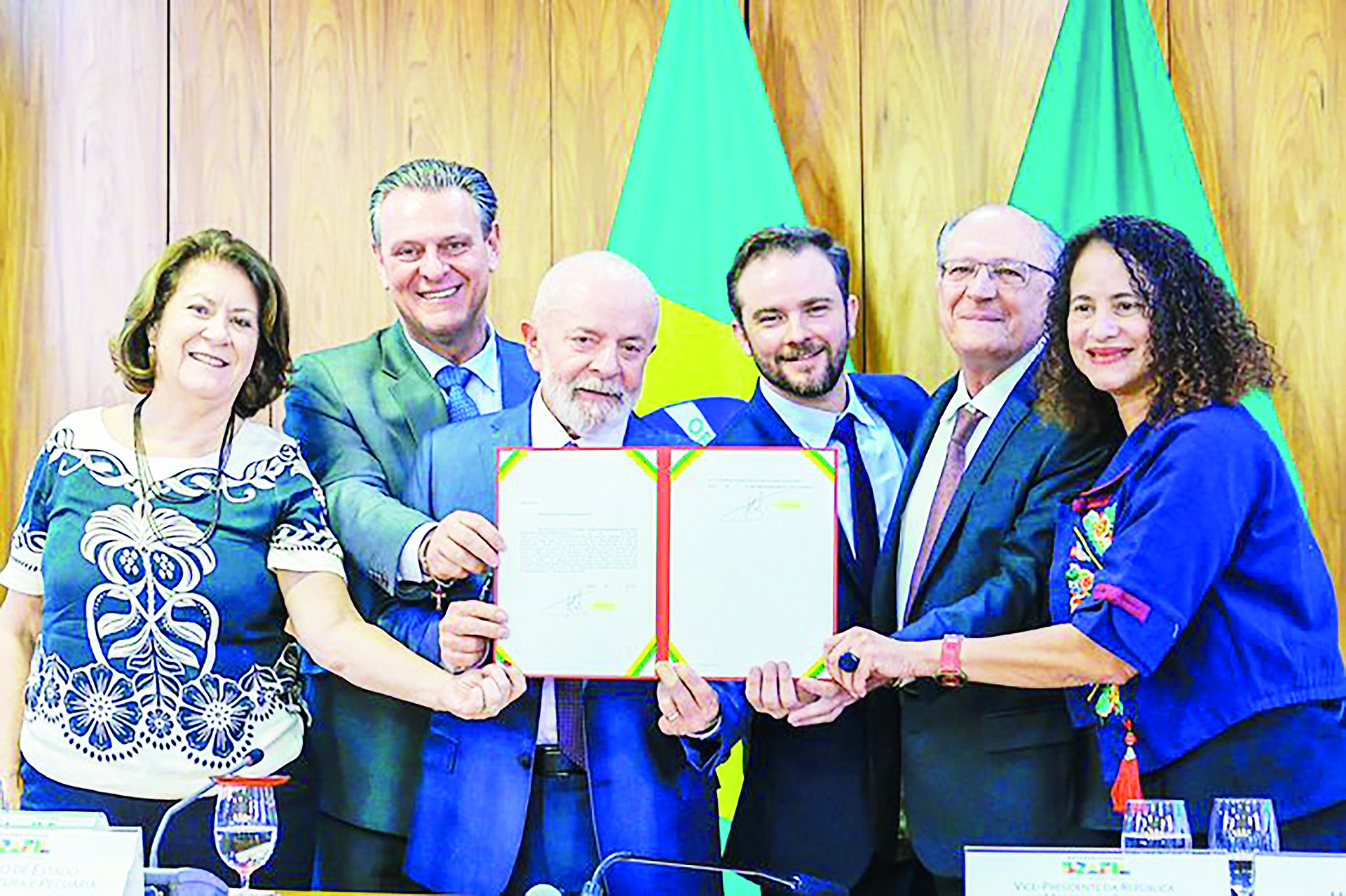 43 - Presidente Lula anunciou novas medidas de apoio ao Rio Grande do Sul nesta quarta-feira