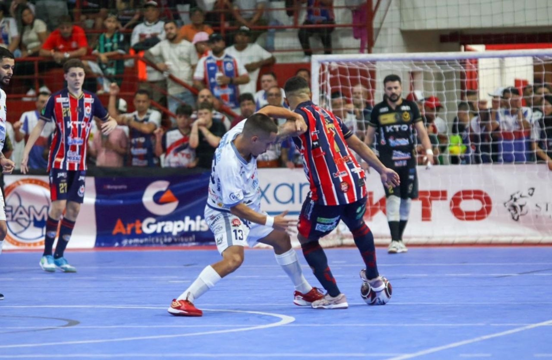 - Mesmo com a derrota, o time conquistou o segundo lugar.