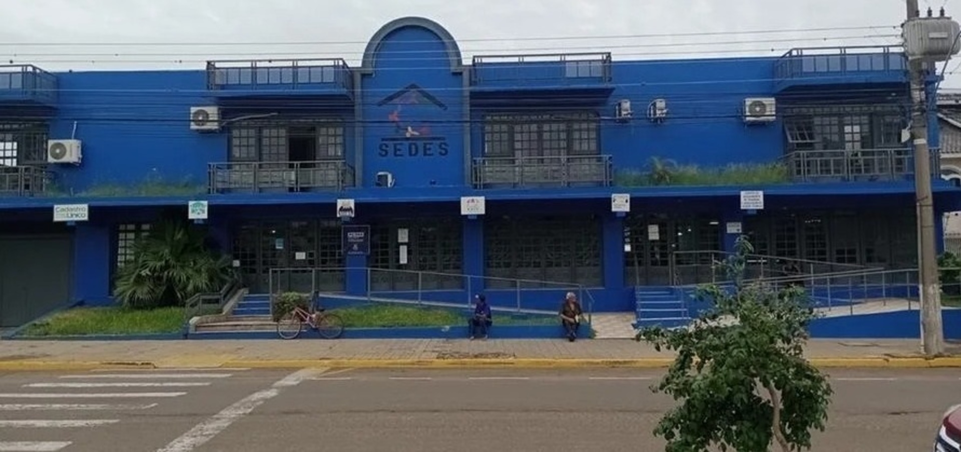 – A Sedes realiza o acompanhamento dessas pessoas.