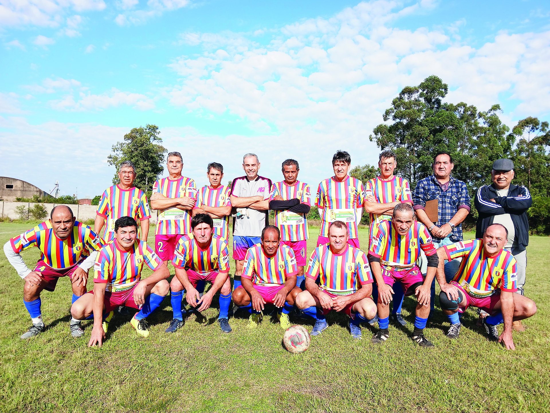 – Amigos, Liga da Primavera.