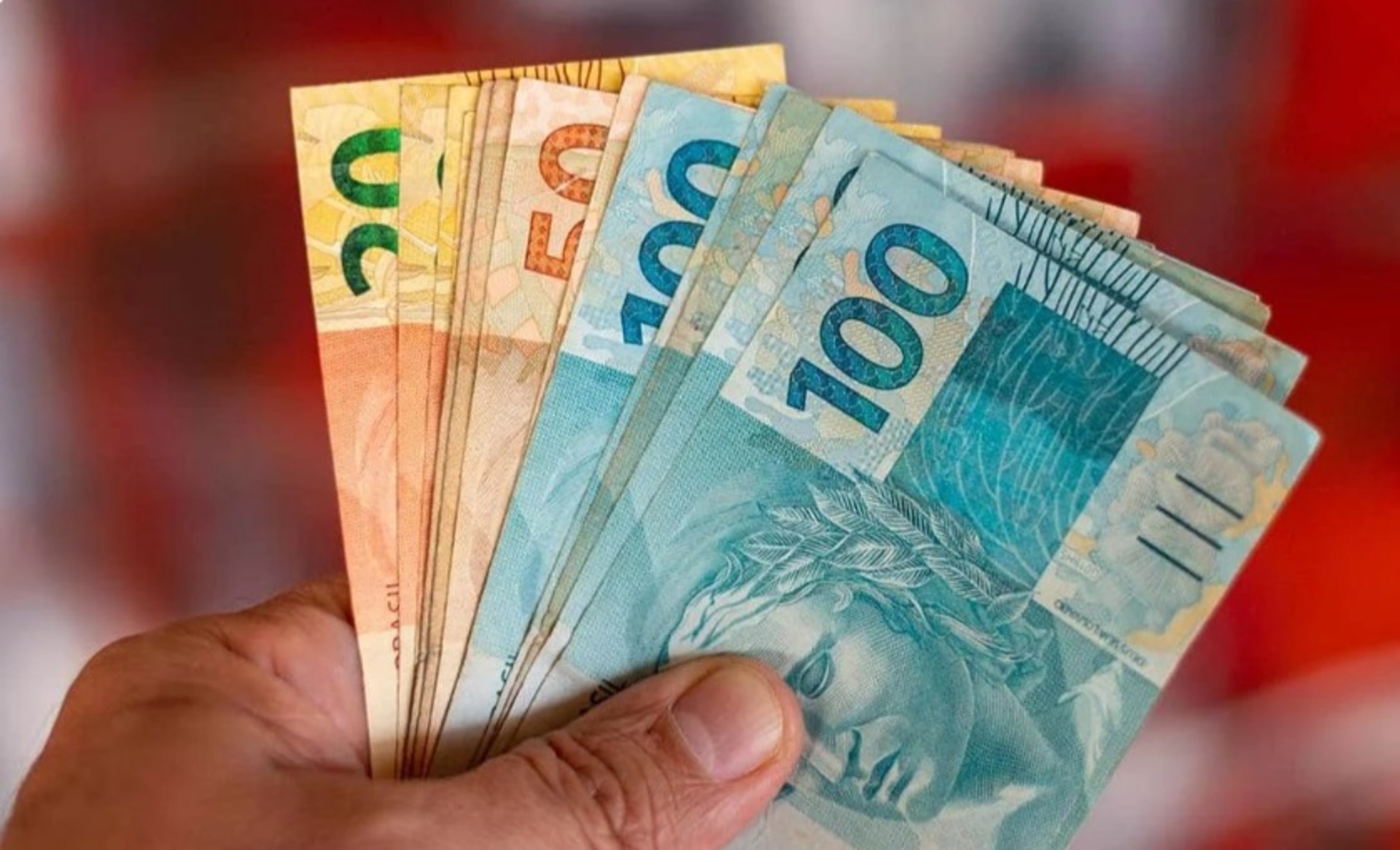 43 - O dinheiro vai auxiliar na movimentação da econômia do estado.
