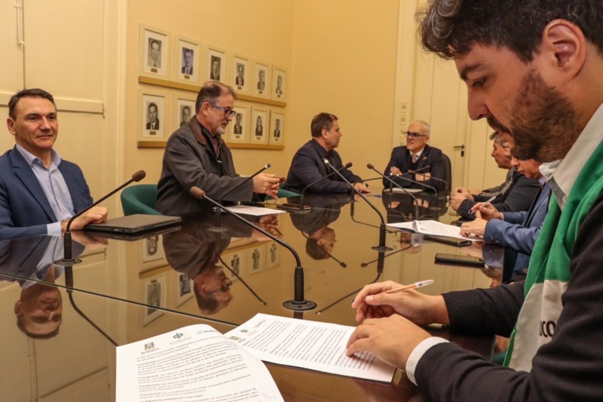 - O anúncio foi feito após a assinatura de acordo com a DPERS, o Ministério Público e Procon