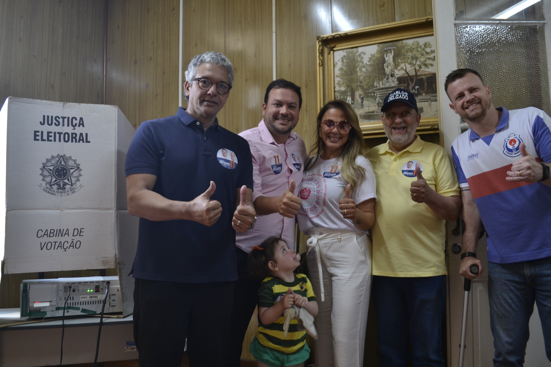 Delgado votou por volta das 11:40 da manhã, na prefeitura municipal