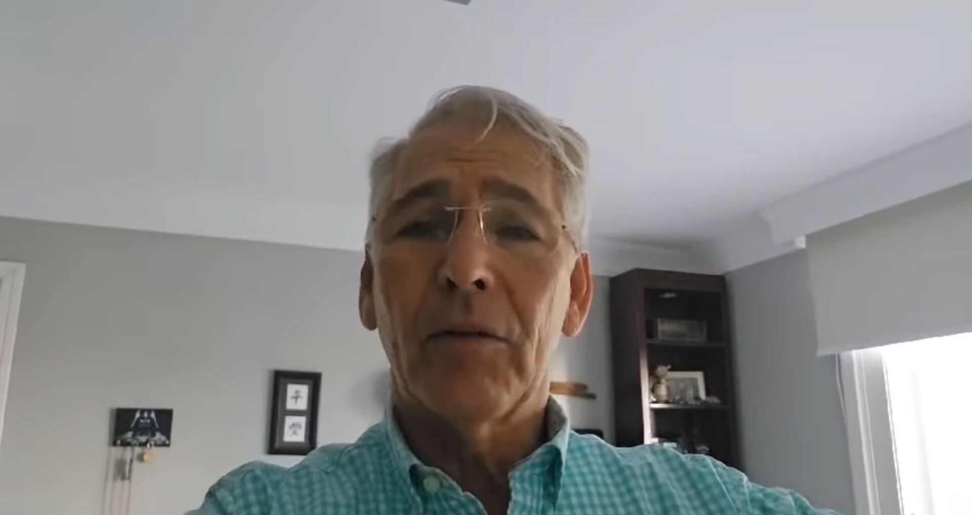 Em vídeo, ex-prefeito afirmou que seu nome estará nas urnas no domingo