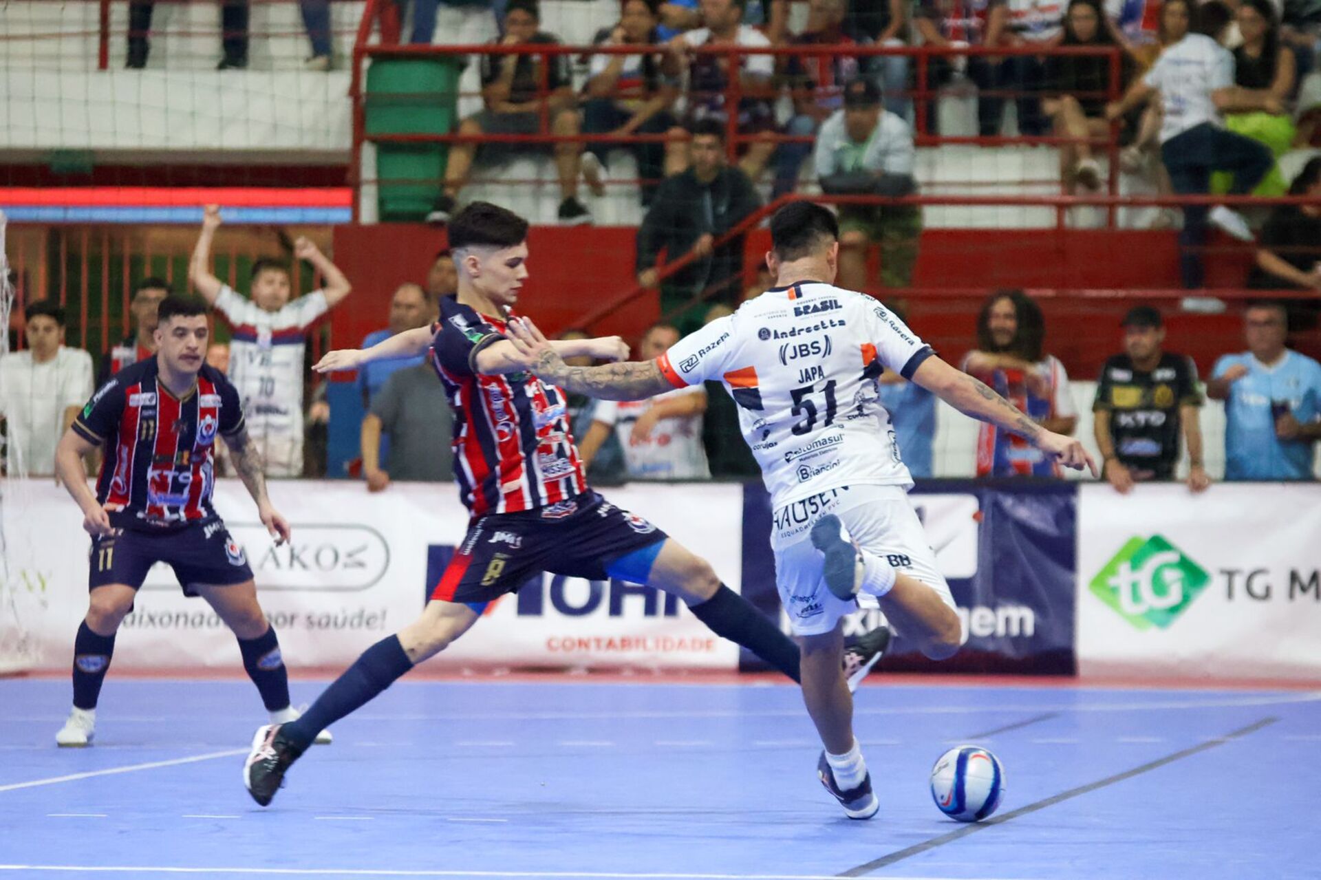 81 – A partida do time principal foi contra o Passo Fundo