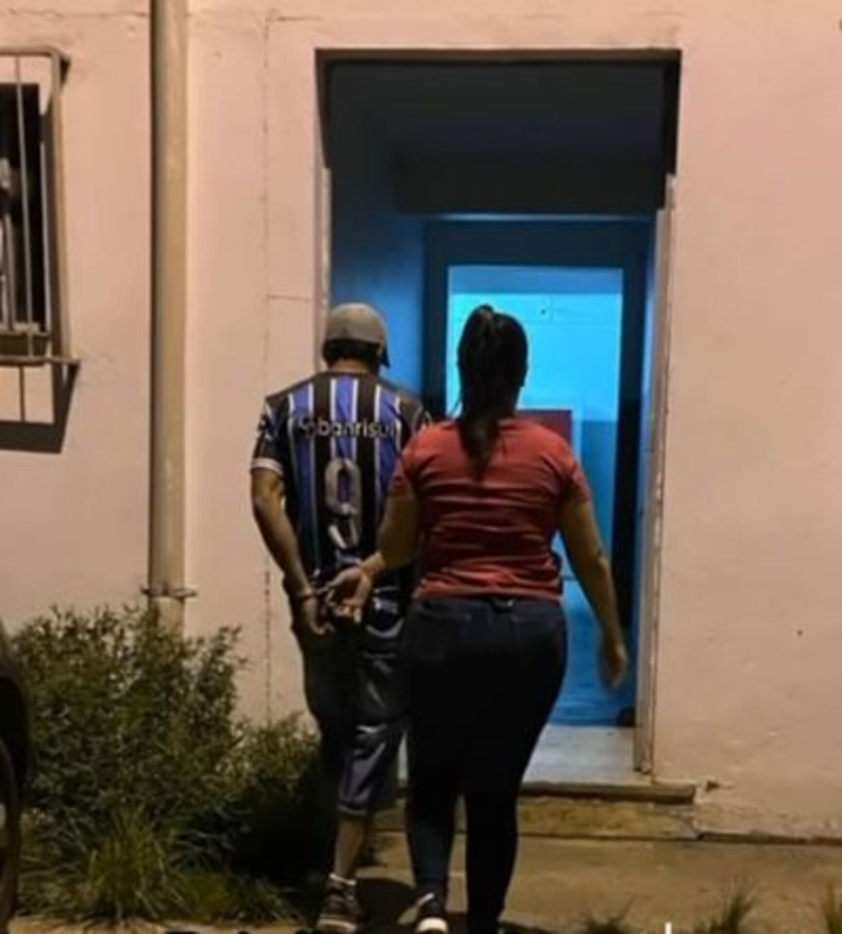 homem foi capturado pelos polícias da 1ª Delegacia de Polícia