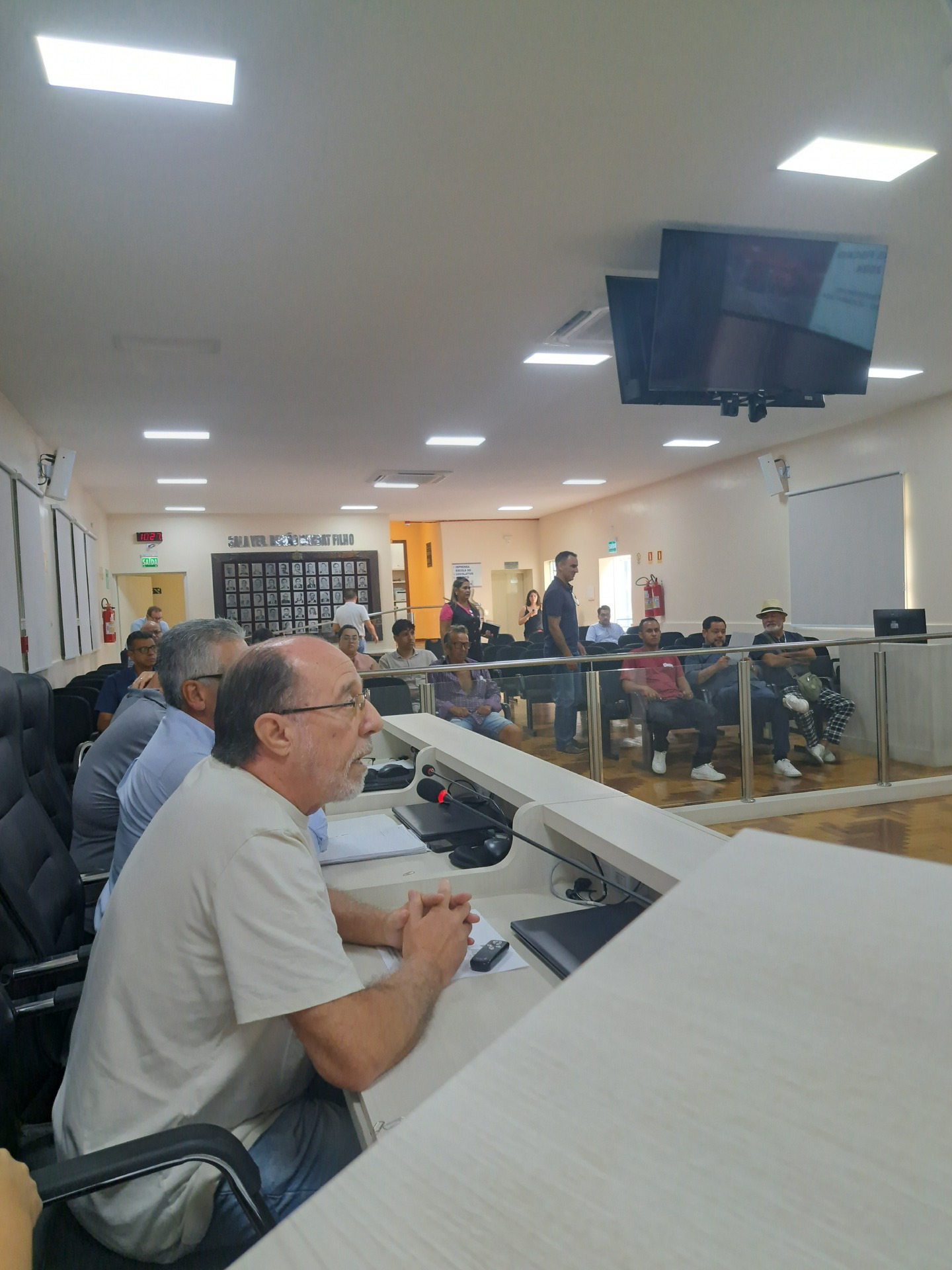 Apresentação foi realizada na Câmara de Vereadores, pelo secretário de Planejamento Carlos Prudêncio e equipe