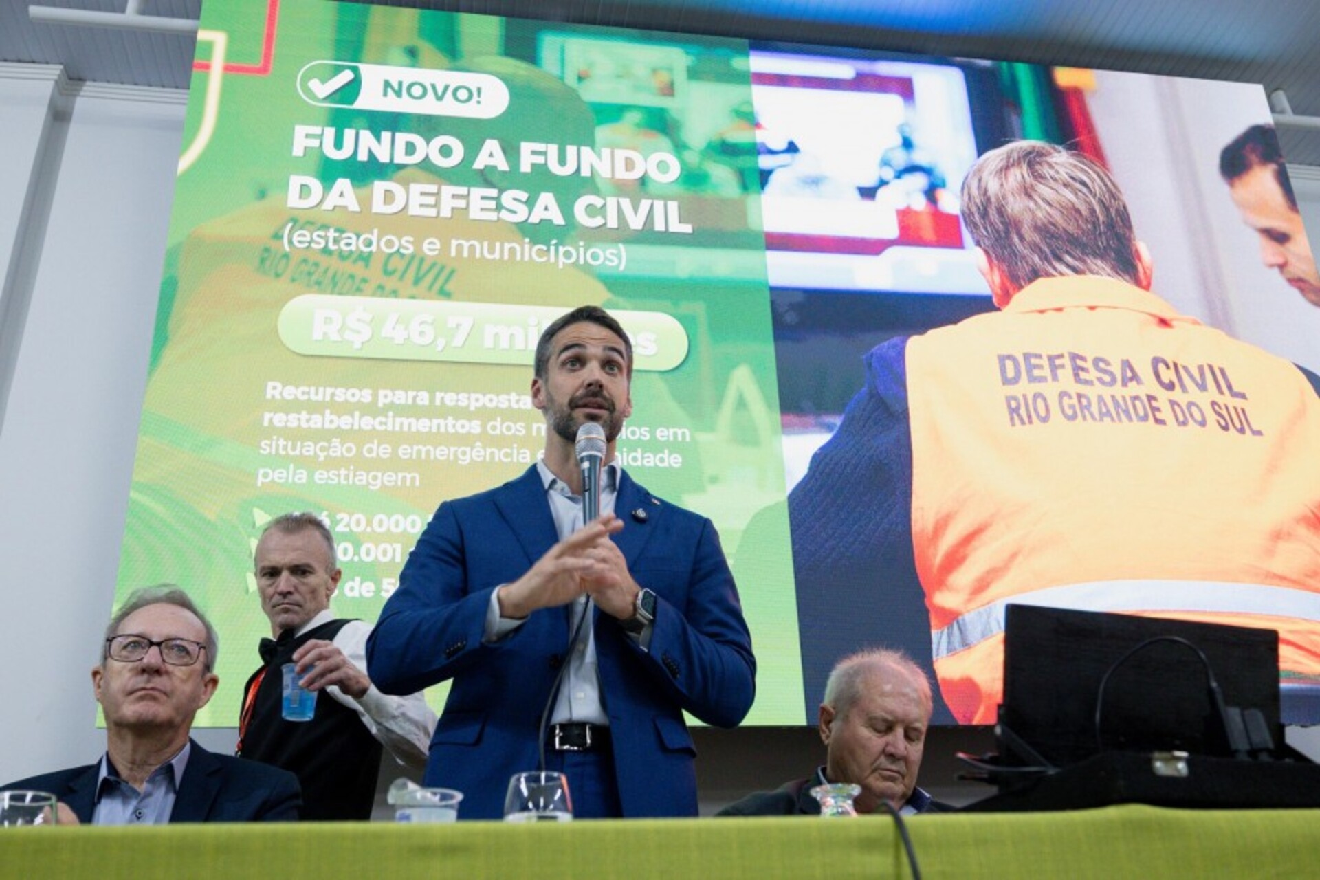 Os decretos serão oficializados no Diário Oficial ainda esta semana.