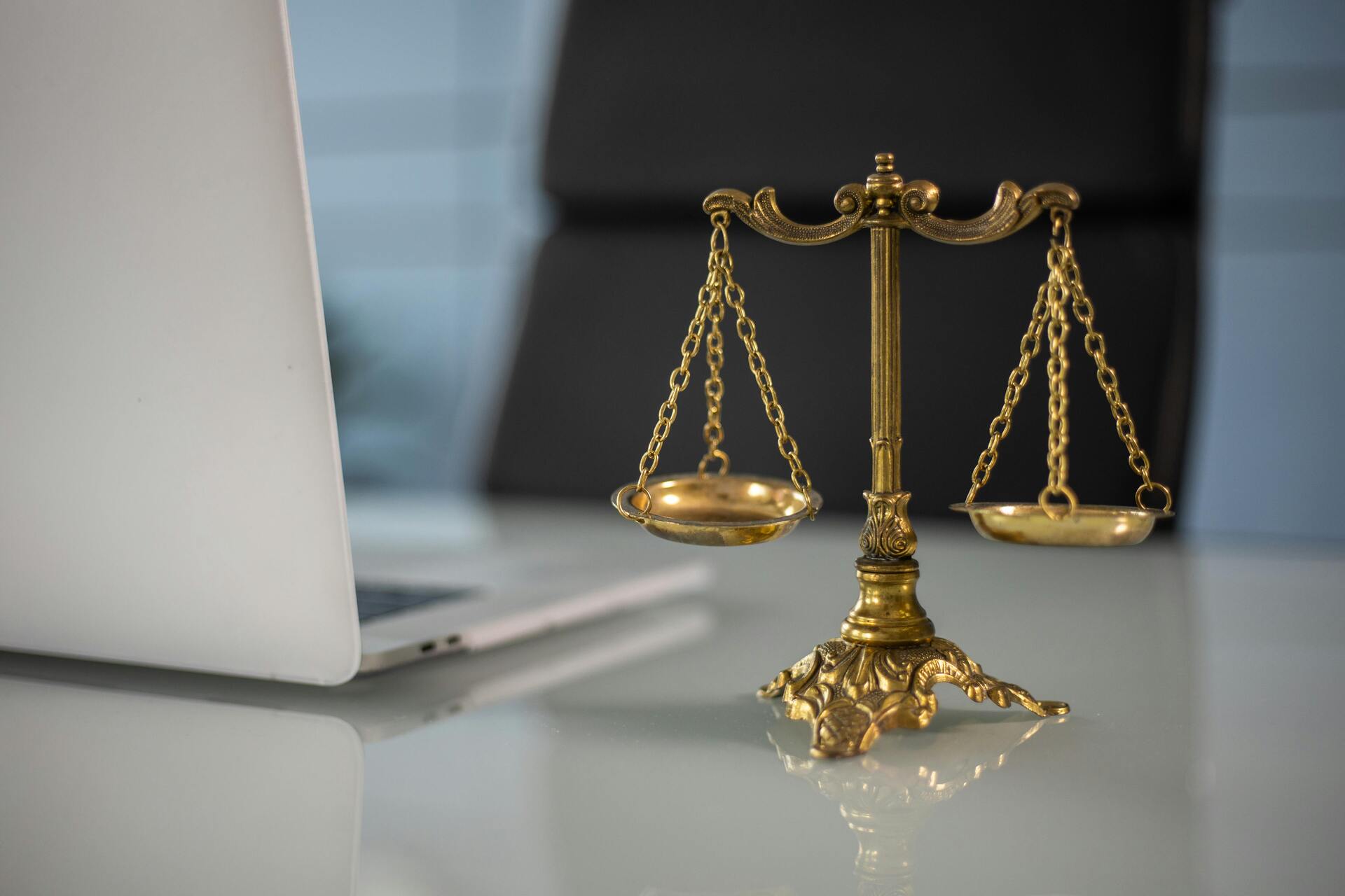 Desde 2008, o STJ já havia consolidado o entendimento de que tais questões devem ser analisadas pela Justiça comum.