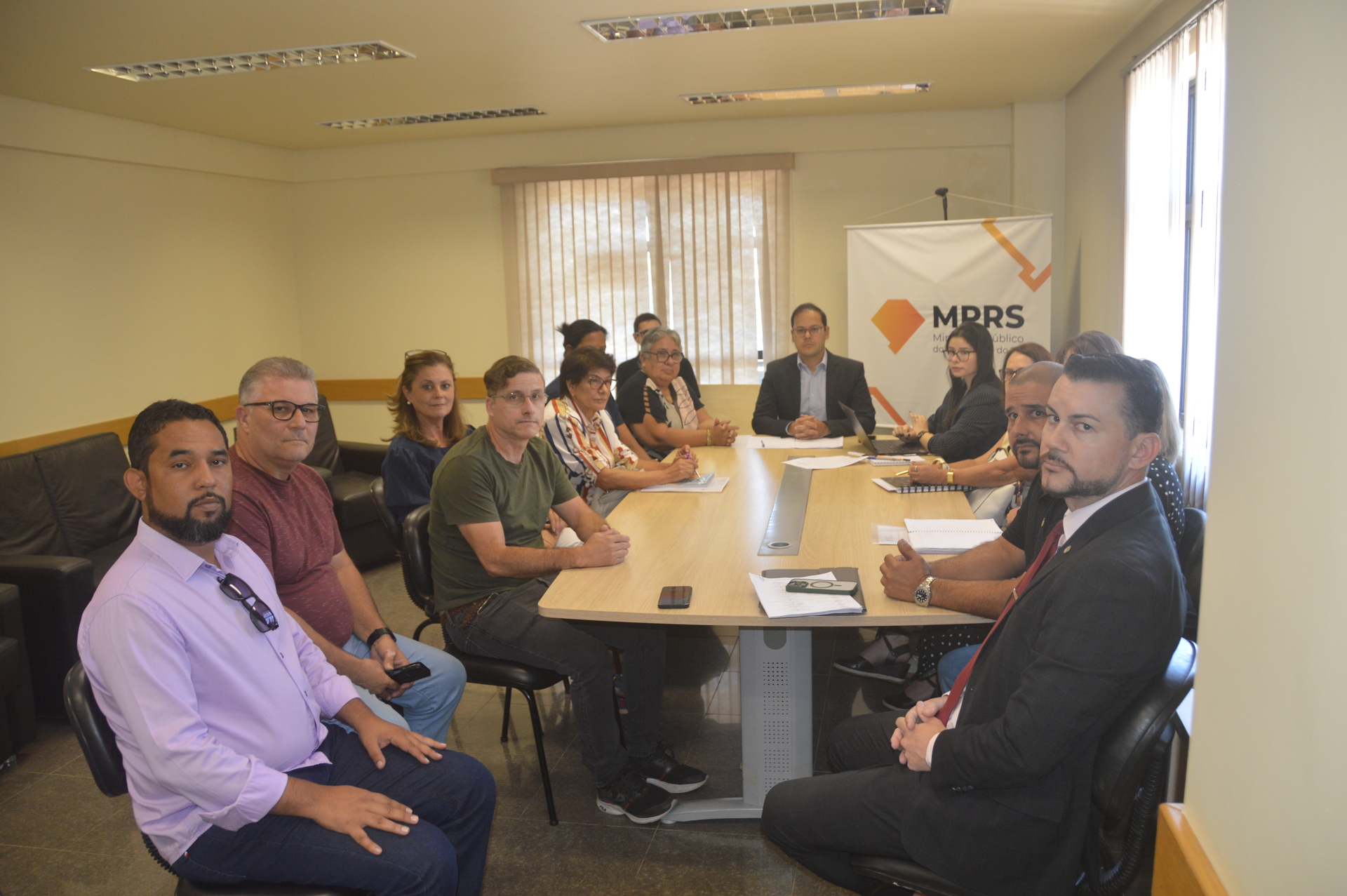 Se reuniram com o MPRS representantes do município e da 10ª CRE