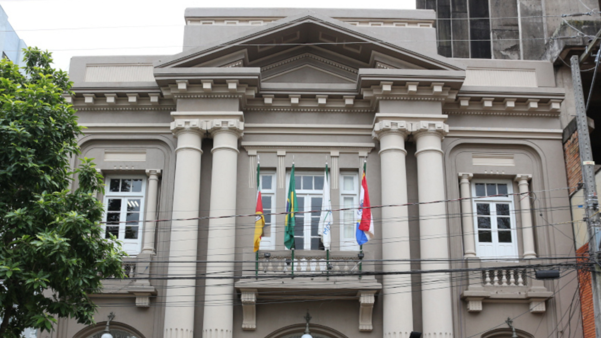 Proposta busca aproximar o Legislativo da população, levando debates para diferentes comunidades.