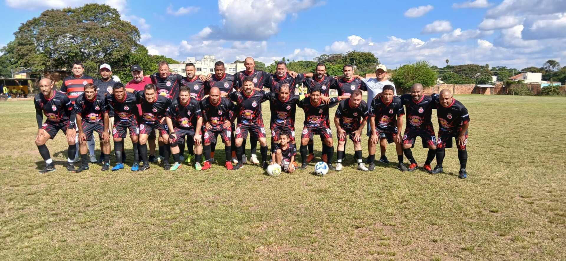 Uruguaiana garante a vitória por 3 a 2 contra o Palmeiras em um jogo cheio de emoções e detalhes.