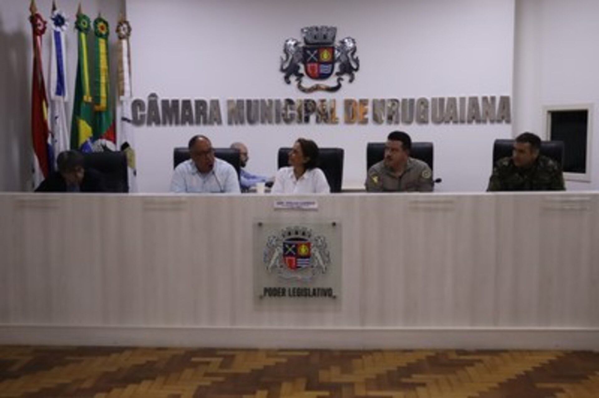Estiveram presentes no encontro autoridades civis e militares, bem como representantes de entidades de classe, do setor produtivo e dos órgãos de segurança