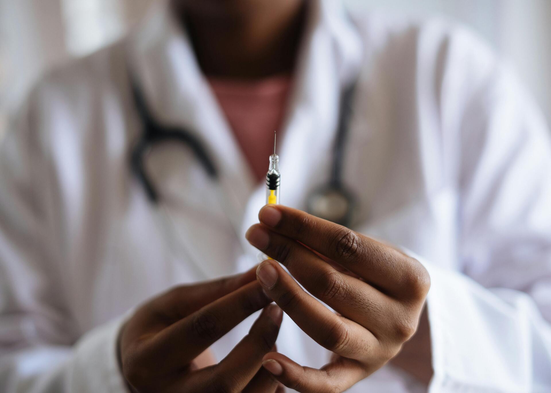 Indivíduos com TEA podem tomar vacina da influenza já nesta sexta-feira, 07/4.