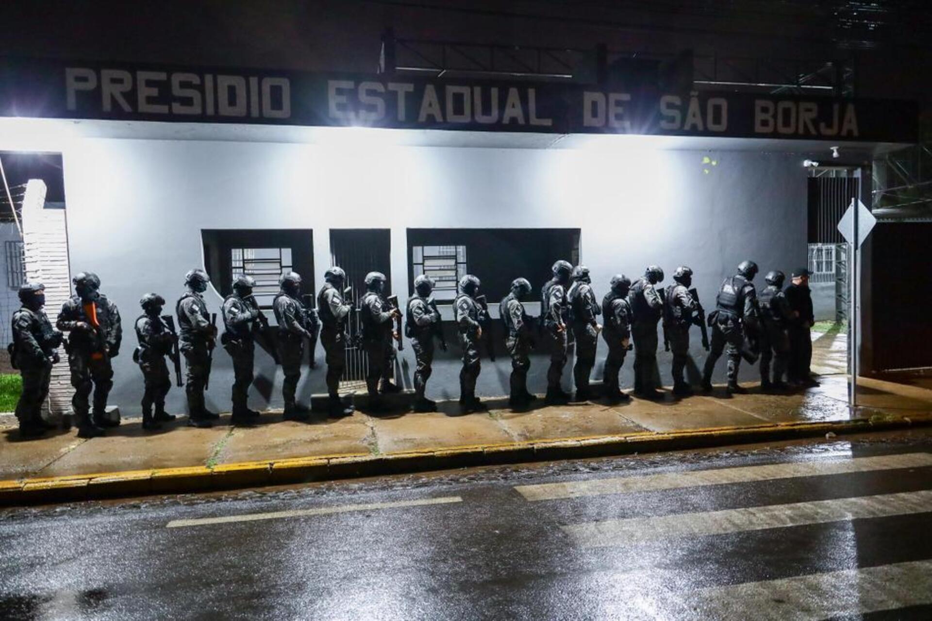Após as prisões, os dois homens foram encaminhados à Penitenciária Modulada para cumprimento das penas.