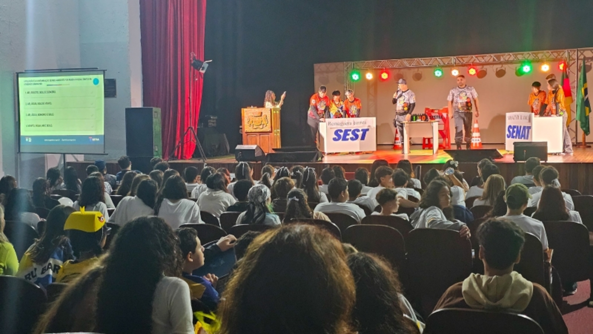 Evento buscou conscientizar sobre as leis de trânsito de forma lúdica e interativa.