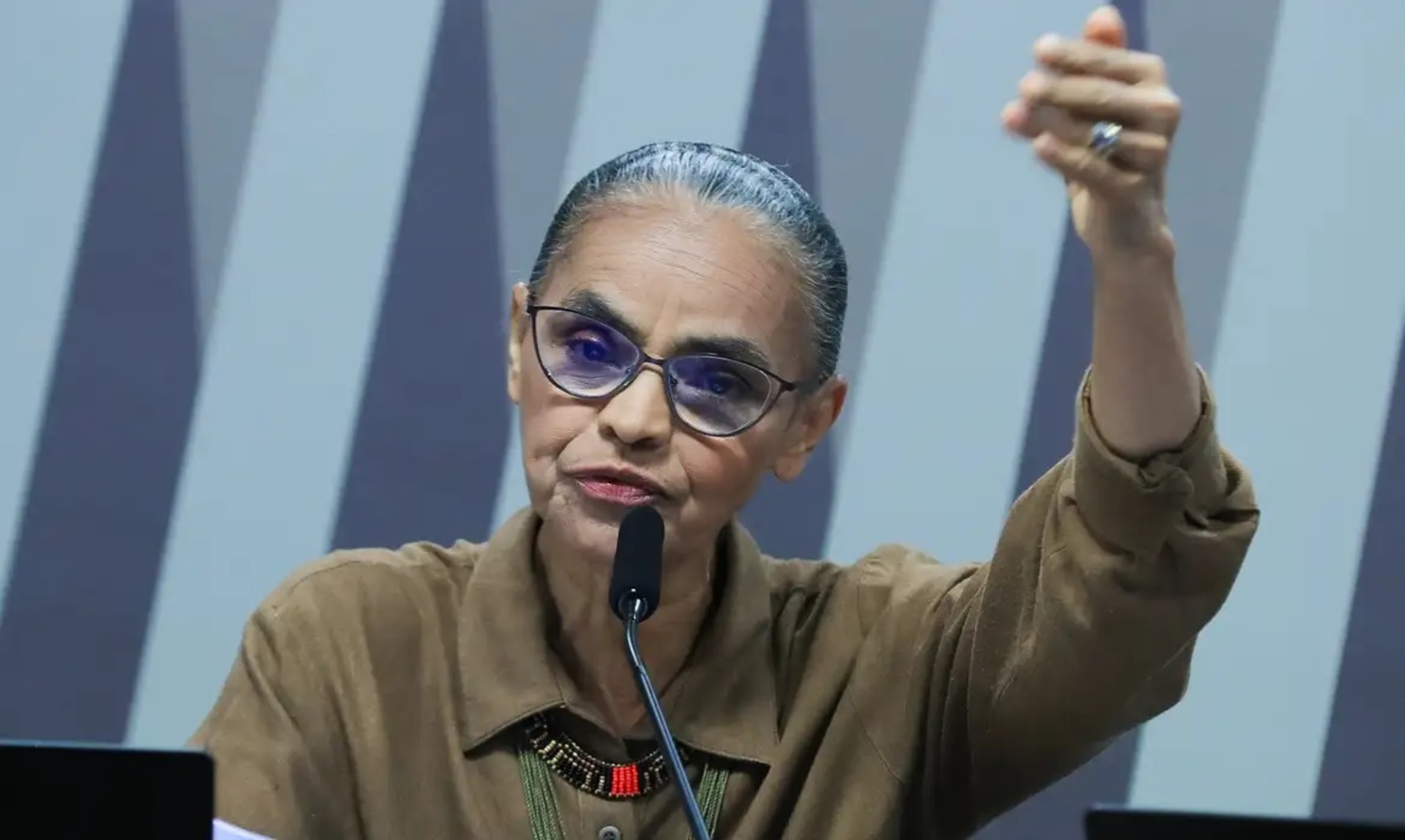 "Presença de Marina honra e inspira todas as mulheres"