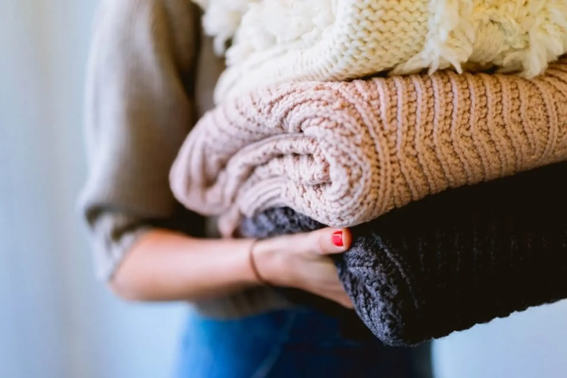 O núcleo do MBL em Uruguaiana realiza uma Campanha do Agasalho para arrecadar roupas de frio, cobertores e mantas em bom estado, que serão doados a uma instituição de caridade local.