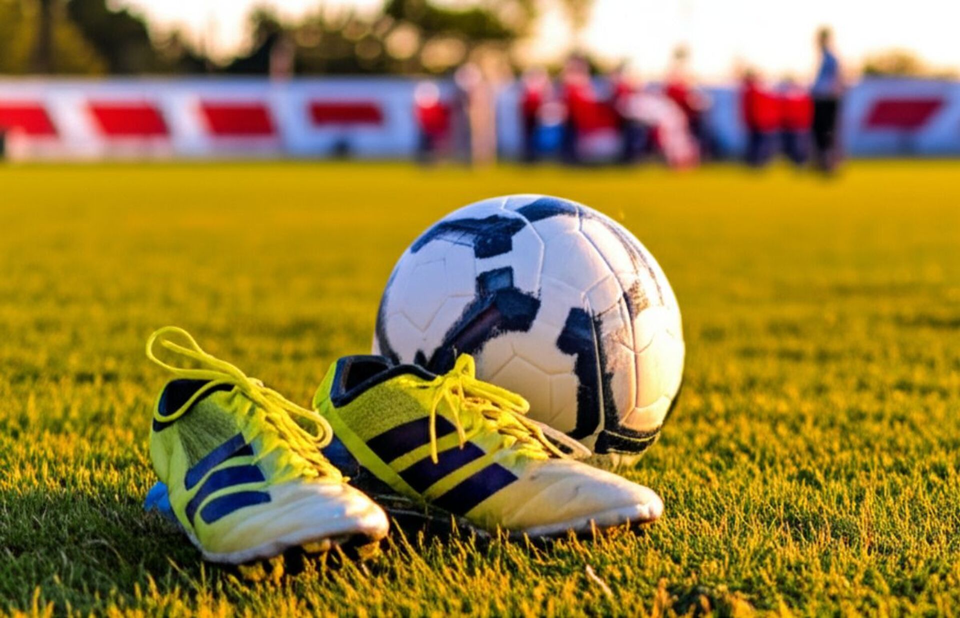 Times locais buscam vitórias importantes antes do torneio de integração internacional.
