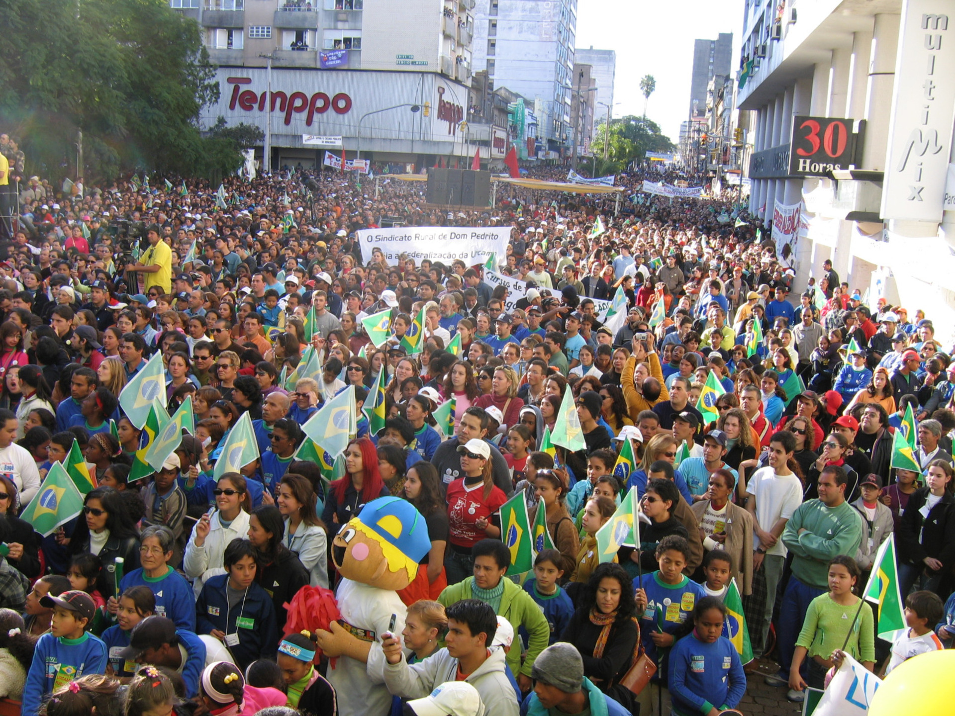 Evento ocorre no mesmo local em que o presidente Luiz Inácio Lula da Silva fez o anúncio da criação da universidade