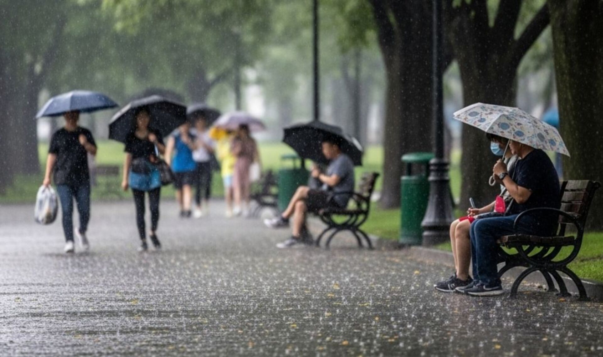 Instabilidade marca o fim de semana, com alerta de risco moderado