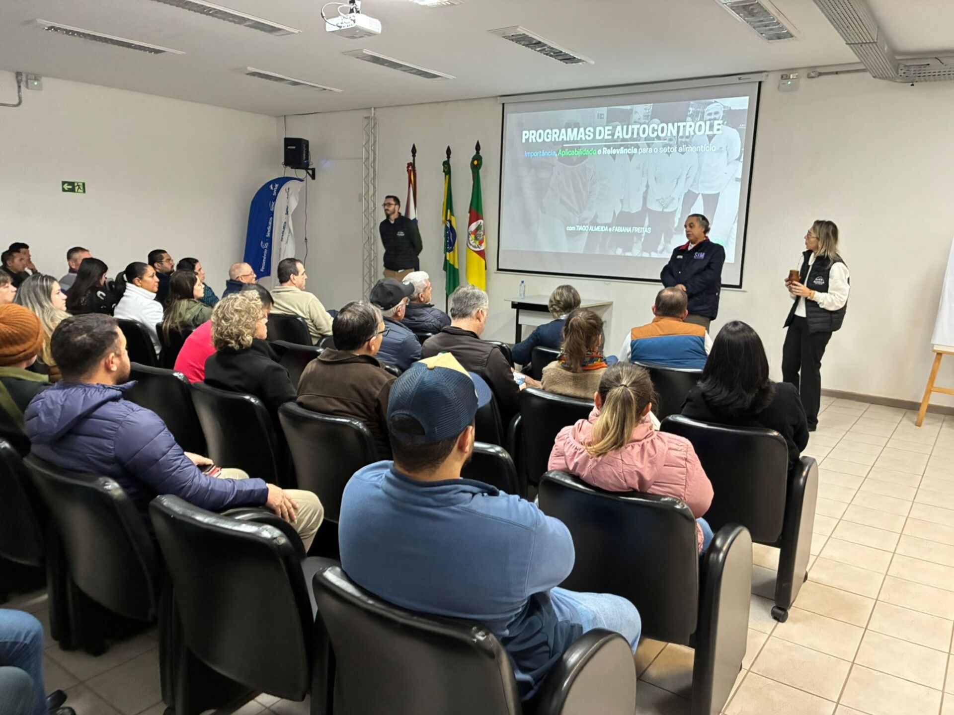 Capacitação é parte dos esforços para alinhar Uruguaiana ao Sisbi, ampliando o mercado para os produtores locais.