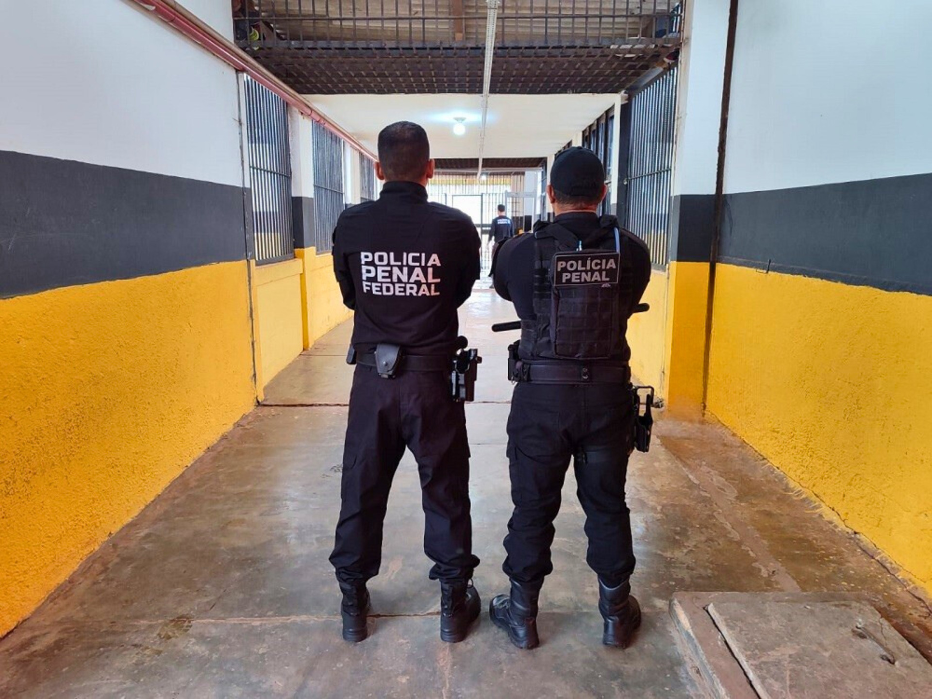 Polícia Penal de Uruguaiana atua na operação estadual contra facções criminosas em presídios, com apoio da Modulada, fortalecendo a segurança e ordem no sistema prisional gaúcho.
