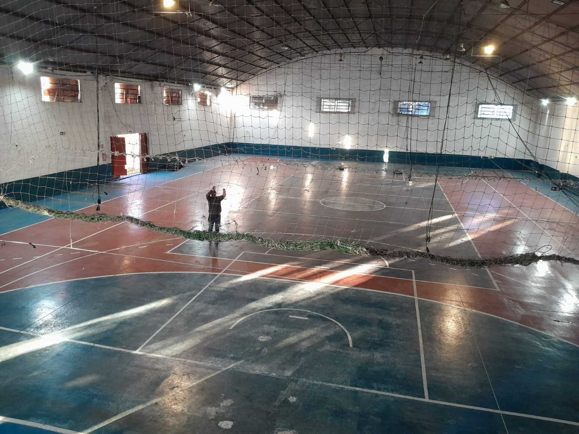 Queda de 83 cm no nível do rio em 24 horas faz famílias voltarem para suas casas.