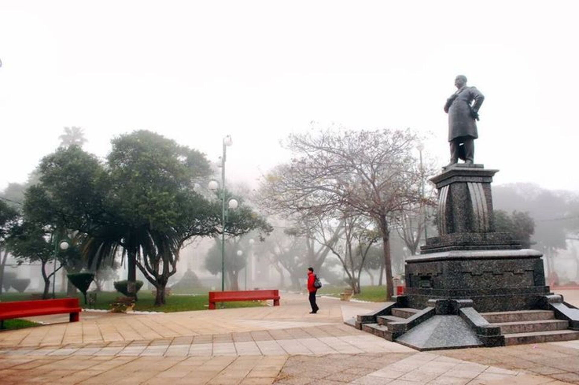 Previsão indica tempo instável no fim de semana e melhora na segunda-feira.
