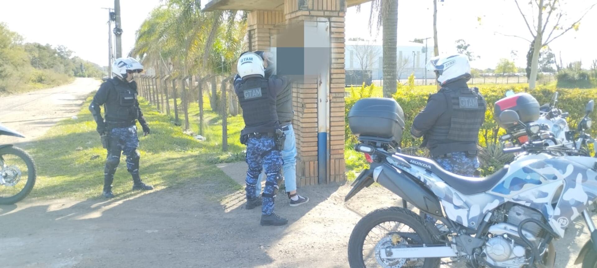 A ação ocorreu em um endereço da BR-472
