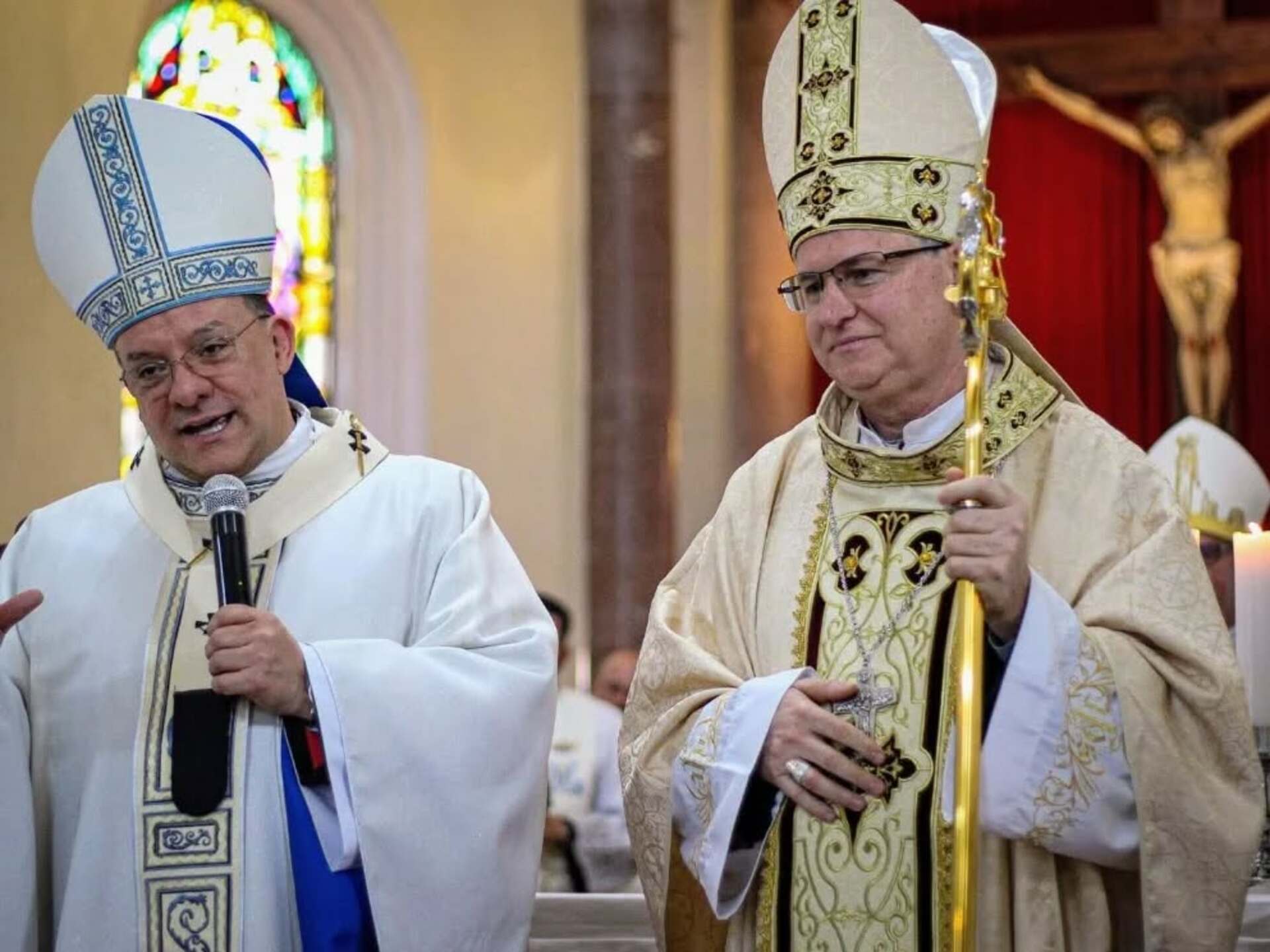 O bispo inicia seu trabalho visitando paróquias e participando de encontros com fiéis e líderes religiosos da Diocese.