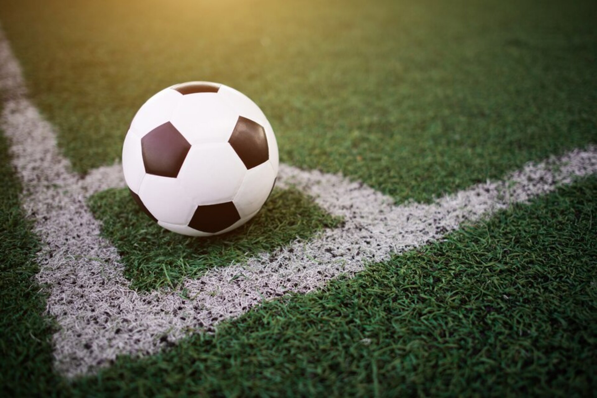 Campeonato de futebol dos quarentões promove integração, atividade física e inclusão social entre atletas veteranos.